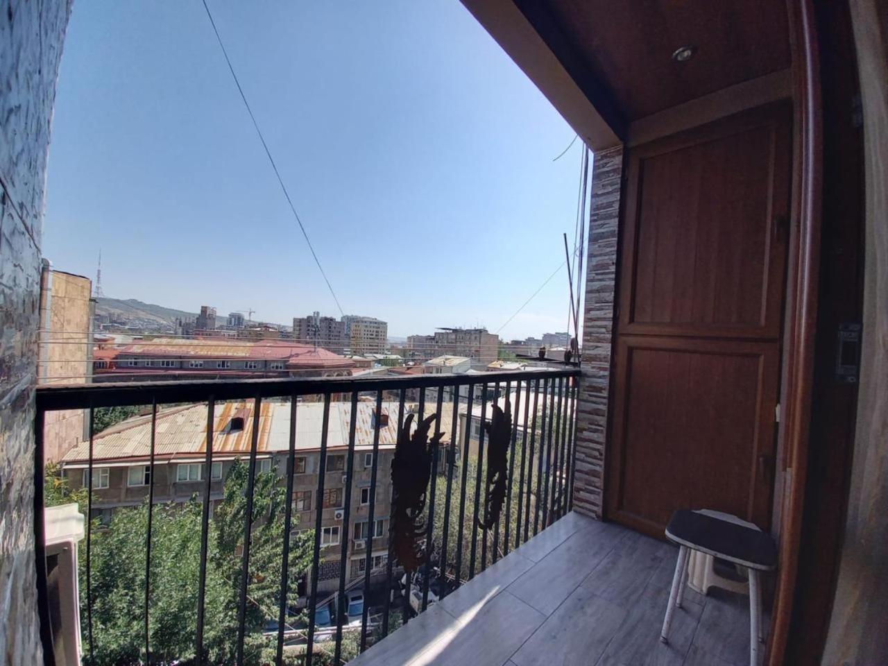 Gevorg'S Appartment Erivan Dış mekan fotoğraf
