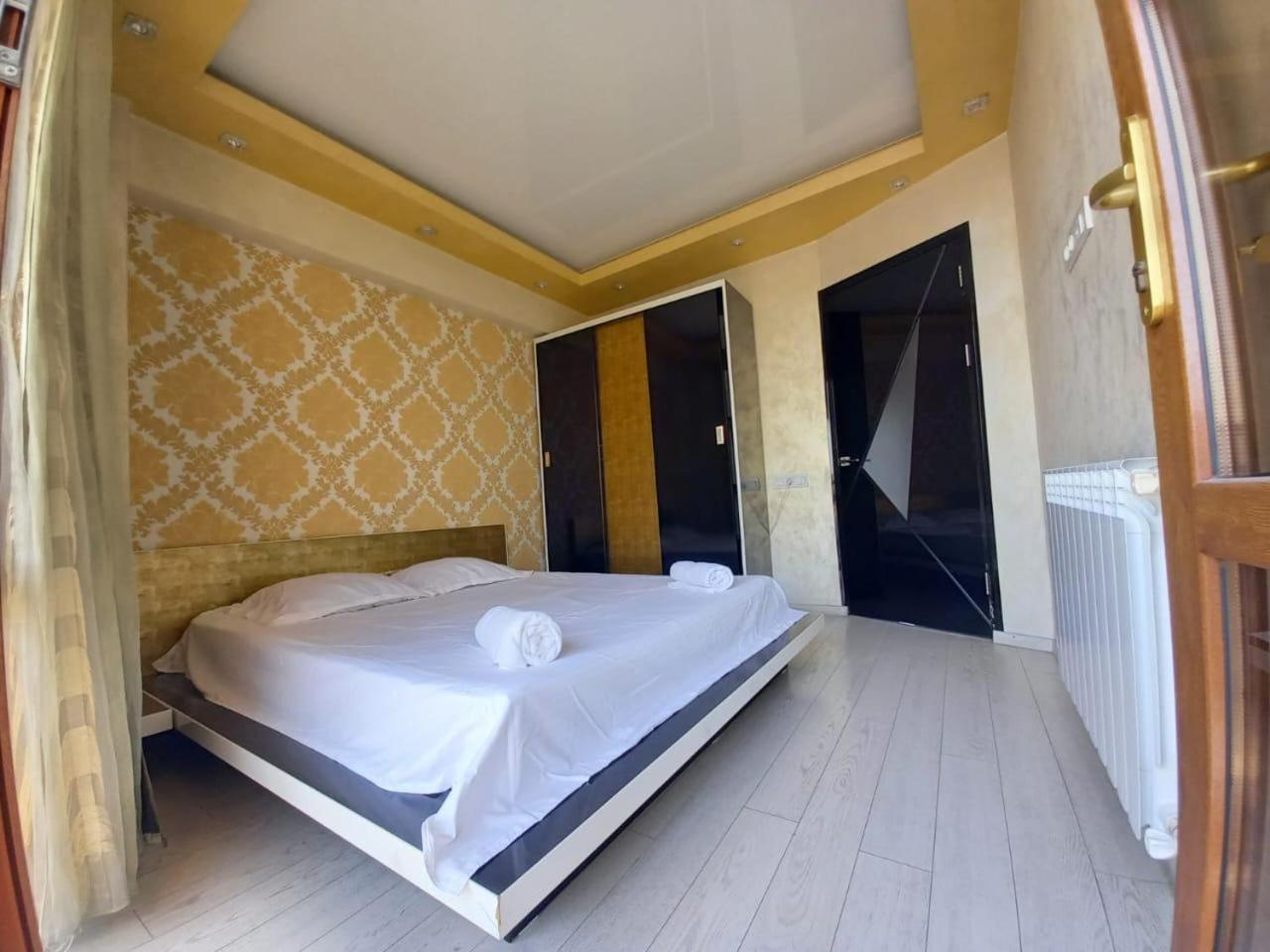 Gevorg'S Appartment Erivan Dış mekan fotoğraf