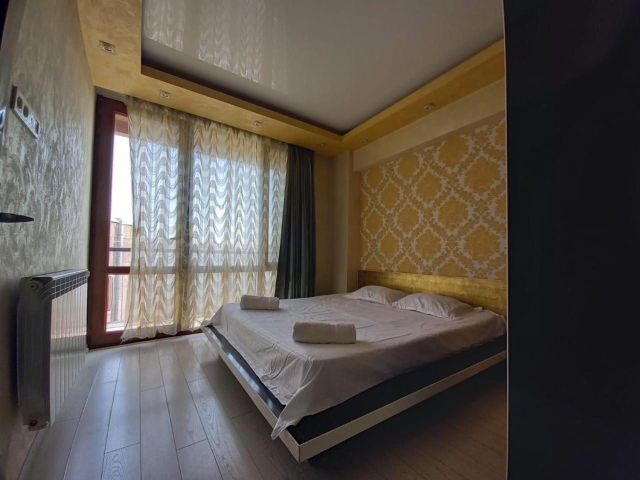 Gevorg'S Appartment Erivan Dış mekan fotoğraf