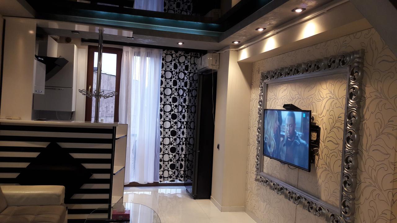 Gevorg'S Appartment Erivan Dış mekan fotoğraf